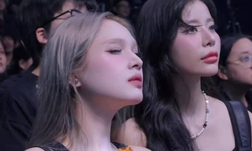 Chứng kiến nụ hôn của MisThy, nữ streamer nổi tiếng 