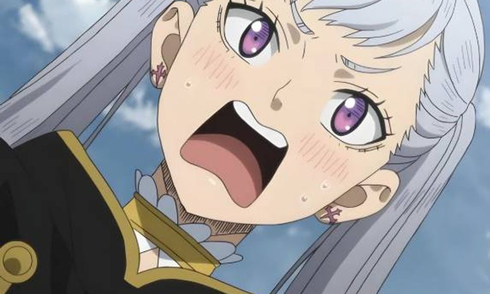 Manga Black Clover bị nhóm dịch lậu dùng AI kiểm duyệt trang bìa, thay đồ bơi quyến rũ bằng trang phục kín đáo