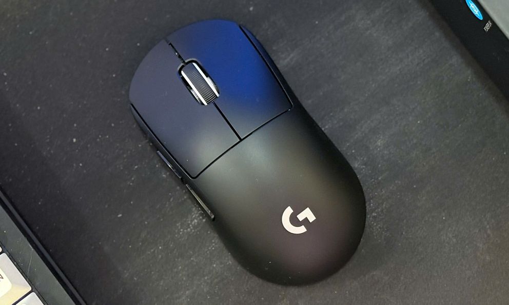 Logitech Pro X Superlight 2C – chuột gaming “siêu phẩm” mà anh em game thủ không thể bỏ lỡ trong dịp cuối năm