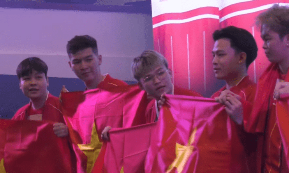 Chiến thắng áp đảo, Liên Quân Mobile Việt Nam chính thức 