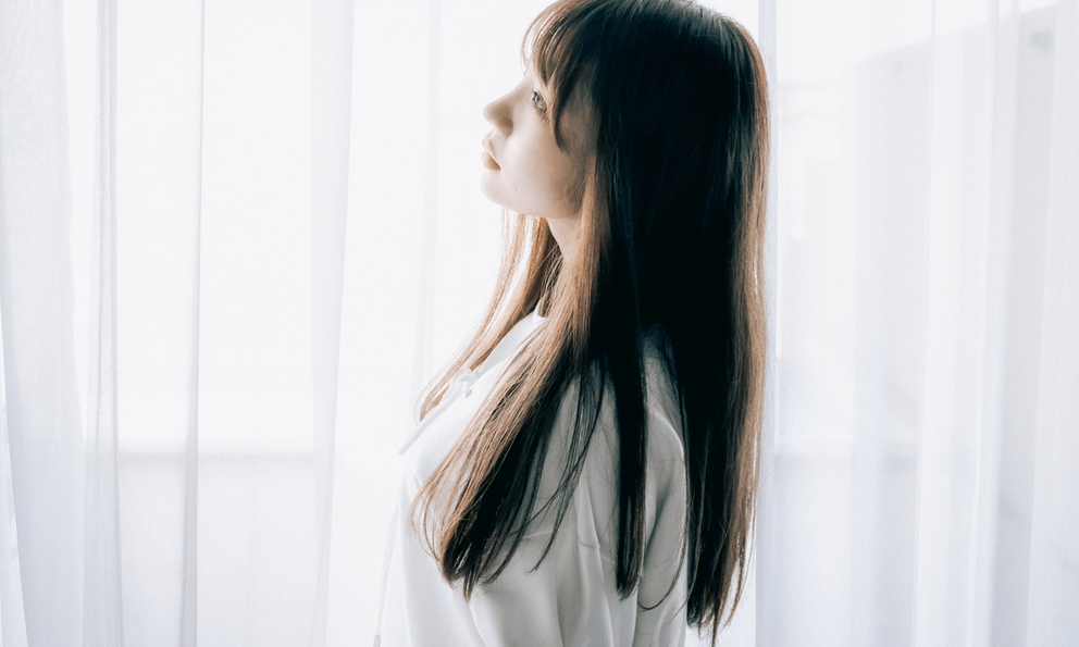 Nữ người mẫu tố nhiếp ảnh gia thân quen bí mật đặt camera quay lén trong phòng thay đồ