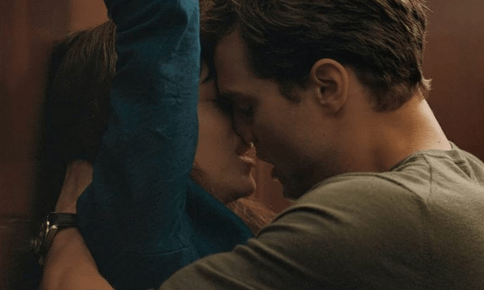 Top 10 bộ phim gợi cảm kinh điển của Hollywood, những cảnh táo bạo khiến khán giả nhớ mãi