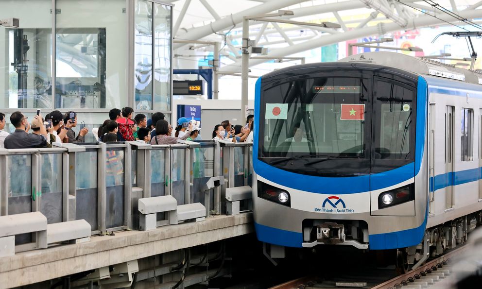 Từ ngày 2/1/2025, cách đi metro số 1 có thay đổi, người dân cần lưu ý!