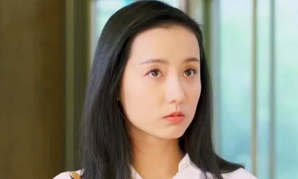 Nghe lén cuộc nói chuyện của bố chồng, tôi mất ngủ cả đêm, chắc cả đời sau không quên được!