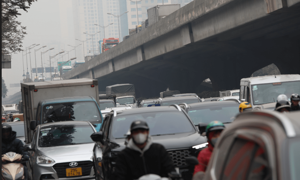 Cận kề Tết Nguyên đán, giao thông Hà Nội chìm trong biển xe cộ, điều chỉnh giao thông 