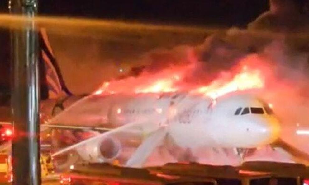 Hàn Quốc: Máy bay chở 169 hành khách bốc cháy ngùn ngụt ngay trước Giao thừa