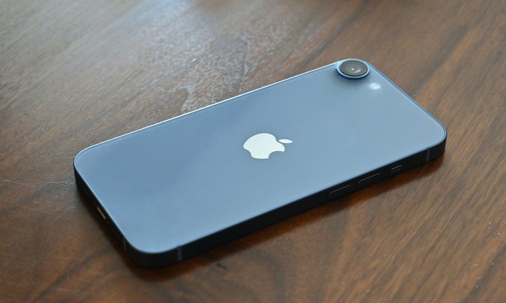 iPhone SE 4 lỡ hẹn ra mắt