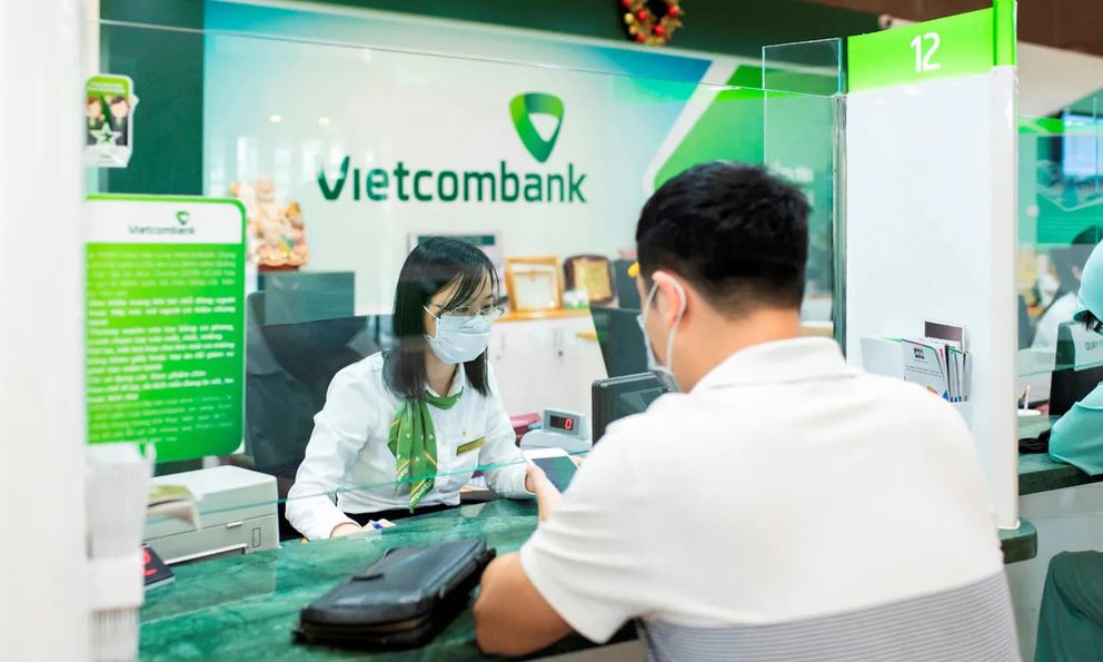 Trường hợp sẽ bị Vietcombank tạm dừng giao dịch chuyển tiền, rút tiền kể từ ngày 1/7/2025