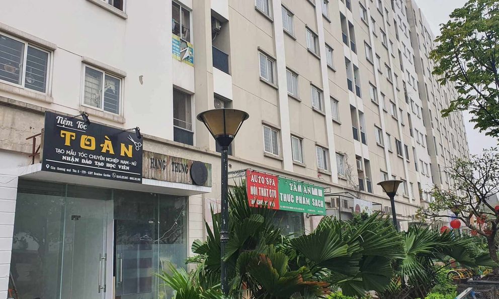 Vụ thanh niên sát cô gái, tấn công nhiều người ở Hà Nội: Nạn nhân tử vong là bạn gái của nghi phạm