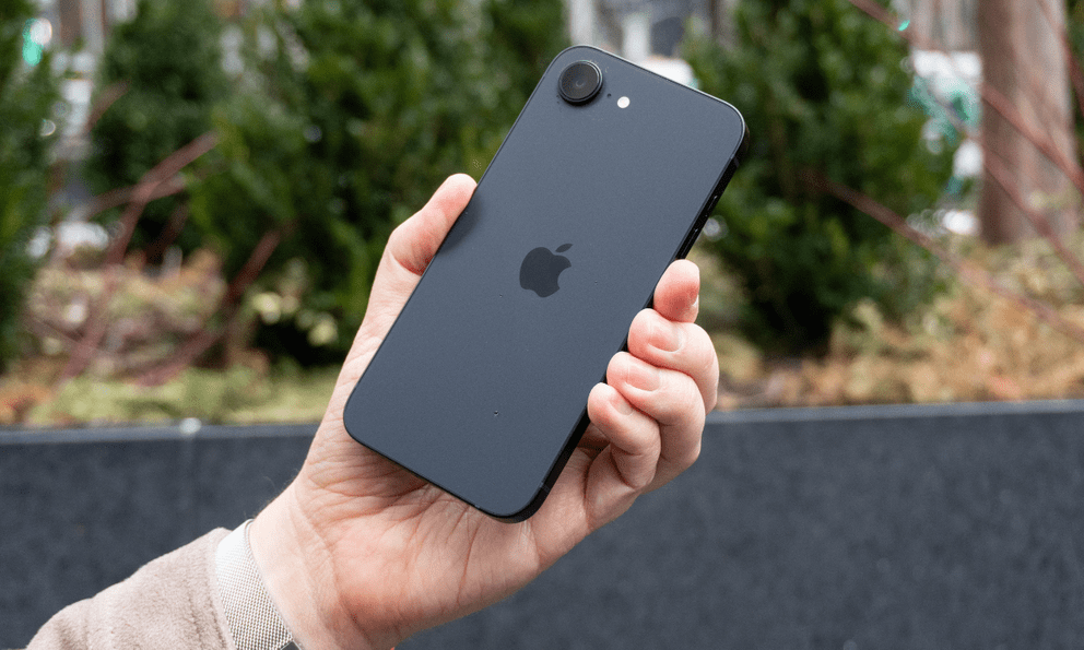 iPhone 16e vừa ra mắt đã thành 