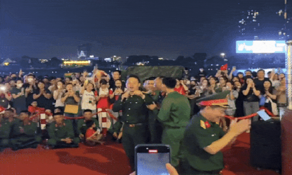 Hot nhất lúc này là 