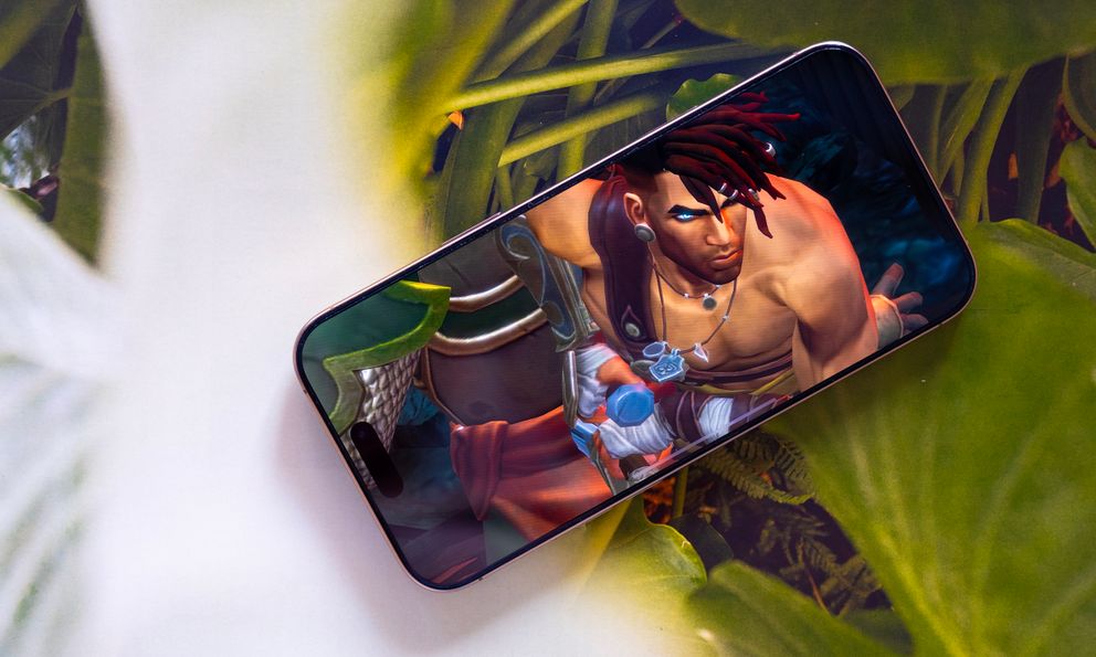 Trải nghiệm Prince of Persia: The Lost Crown trên iPhone 16 Pro Max: Mượt từ đồ họa đến lối chơi!