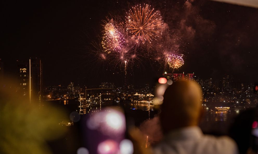 3 đêm 30 điểm bắn pháo hoa dịp 30/4 ở TP.HCM: Đâu là 'tọa độ vàng' để ngắm trọn cảnh tượng rực rỡ nhất?