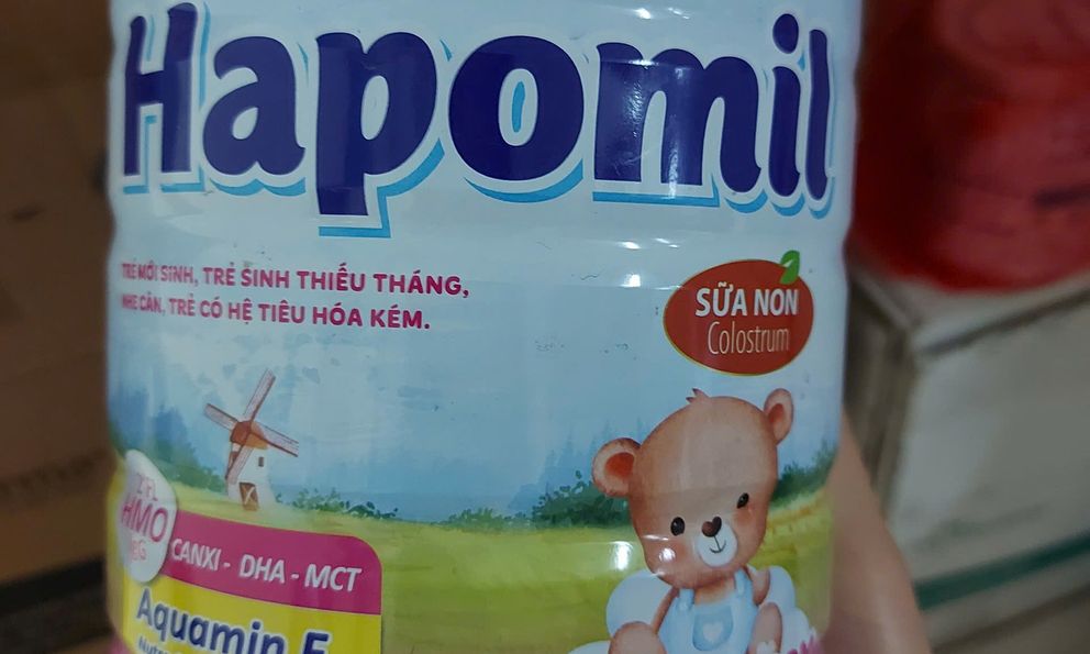 Thêm một bệnh viện thu hồi, ngừng tư vấn sữa của công ty bị điều tra trong đường dây sản xuất sữa giả