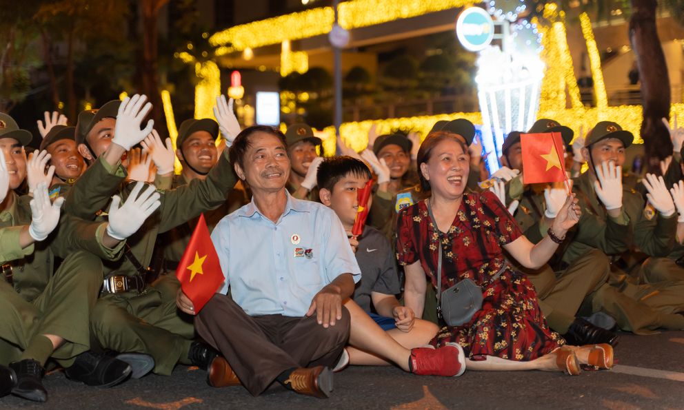 Dễ thương hết nấc: Người dân 