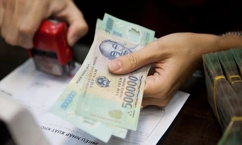 Tin vui: Hơn 3.3 triệu người dân sẽ nhận được 2 khoản tiền lớn này trước nghỉ lễ 30/4 và 1/5