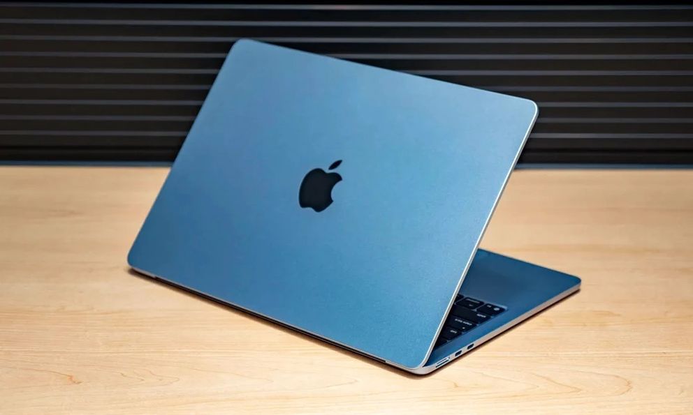 MacBook đại thắng: Bán chạy kỷ lục đầu năm, Apple bỏ xa mọi đối thủ!
