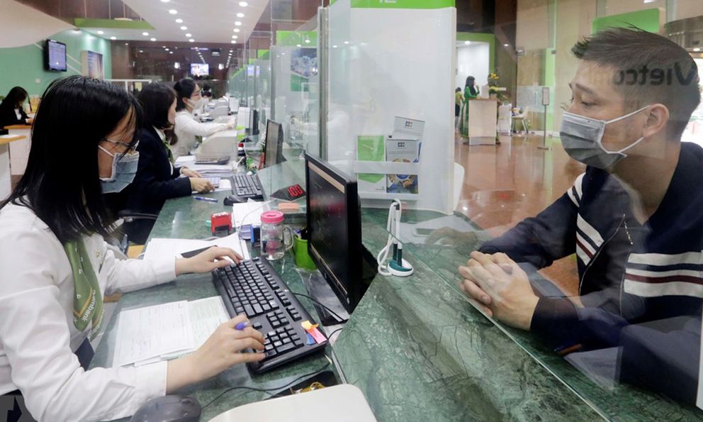 Vietcombank thông báo dừng toàn bộ giao dịch thẻ với những khách hàng sau