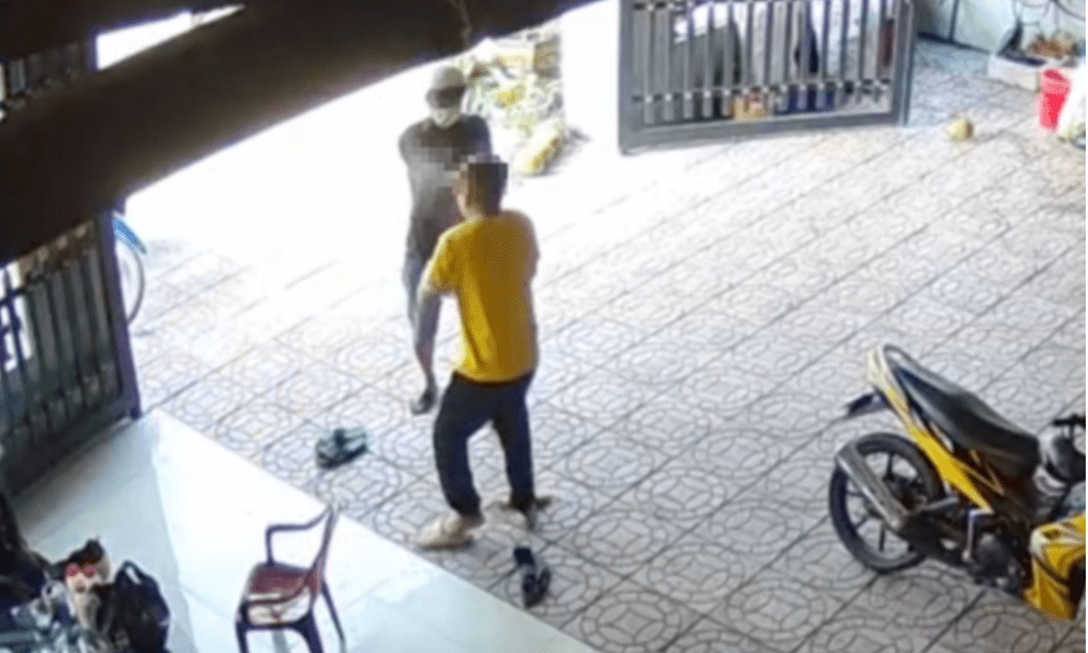 Tình hình sức khoẻ mới nhất của người bị bắn trong vụ nổ súng ở Vĩnh Long: Đang thở máy, điều trị chống phù não