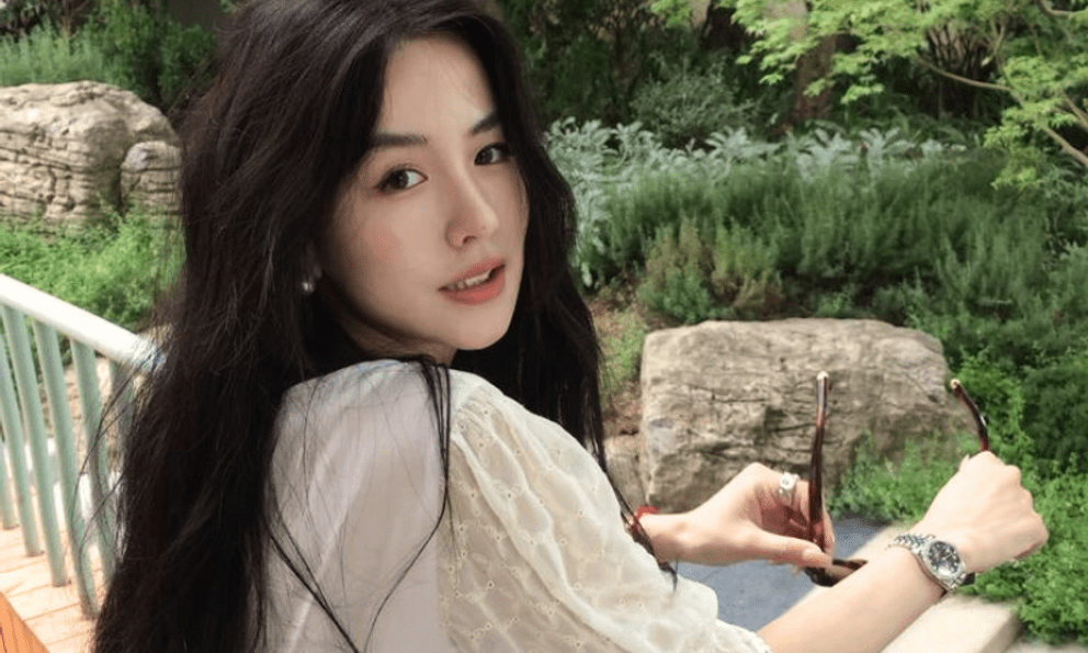 Làm cả tháng mới được 10 triệu nhưng 1 tuần đã tiêu hết gần nửa, tôi nhận ra: Cố cắt giảm chi tiêu chỉ là bề nổi của tảng băng chìm, chẳng ích gì!