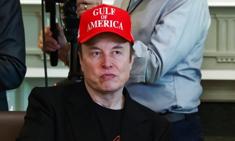 Tưởng được làm hàng xóm Elon Musk là mơ… ai ngờ hóa ác mộng