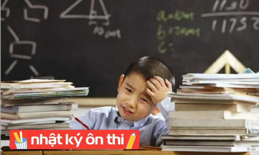 Chọn môn dễ nhất để học, còn lại phó mặc số phận: Lối tắt ôn thi của những sĩ tử 