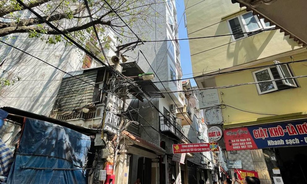 Nhân chứng kể lại vụ cháy nhà 7 tầng trong ngõ Triều Khúc: 