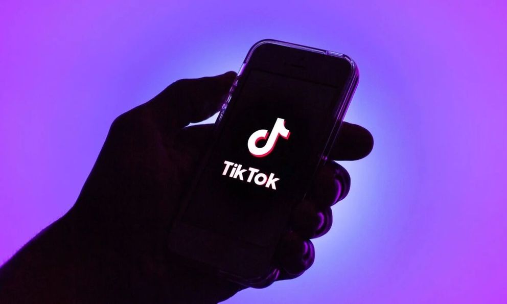 TikTok ra mắt tính năng biến ảnh thường thành video chỉ bằng một dòng mô tả