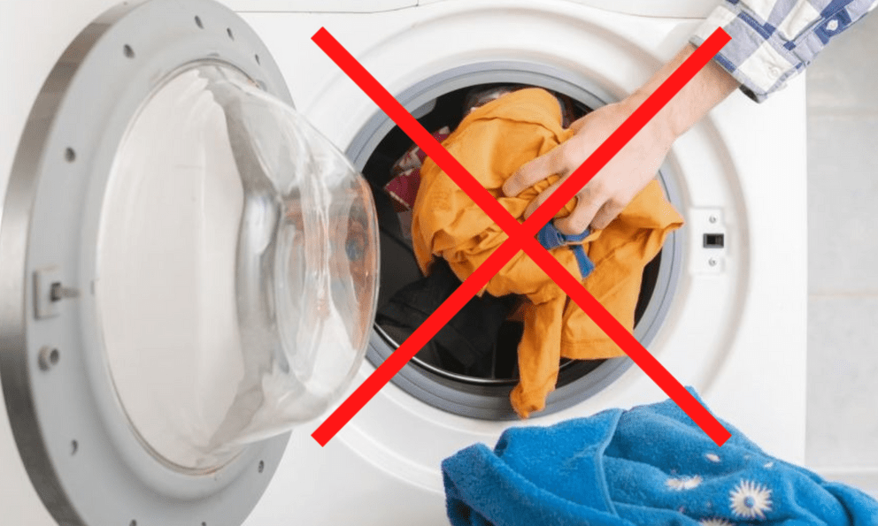 Tuyệt đối không cho vào máy giặt: 