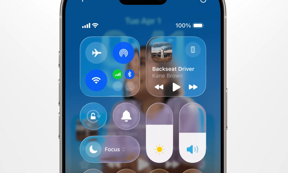 Giao diện mới của iOS 26 khó nhìn, Apple lập tức sửa sai