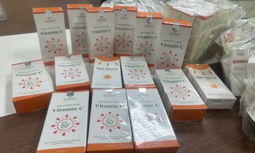 Bắt tạm giam Giám đốc Công ty ATHENA Việt Nam vì sản xuất hàng nghìn mỹ phẩm giả