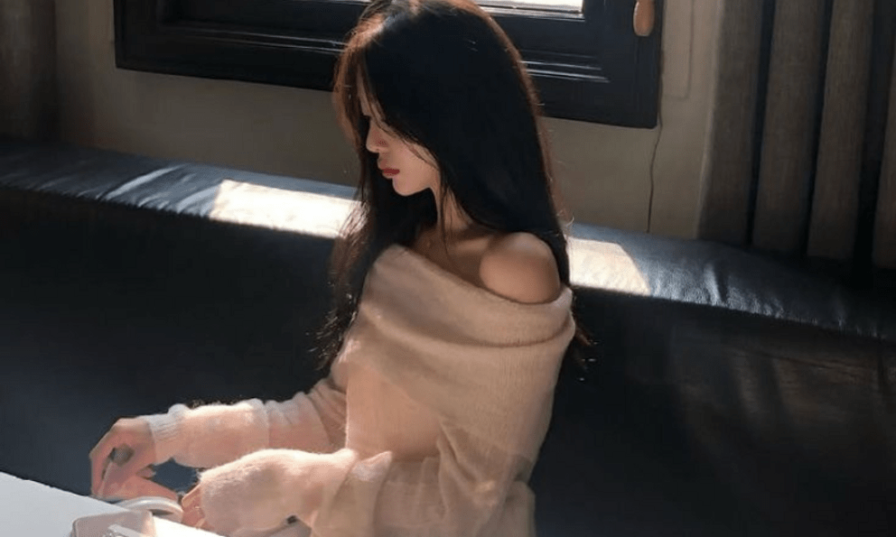 Lén gửi 23 triệu đồng/tháng cho mẹ ruột: Câu nói trong phòng cấp cứu tố cáo sự giả dối của chồng suốt 3 năm