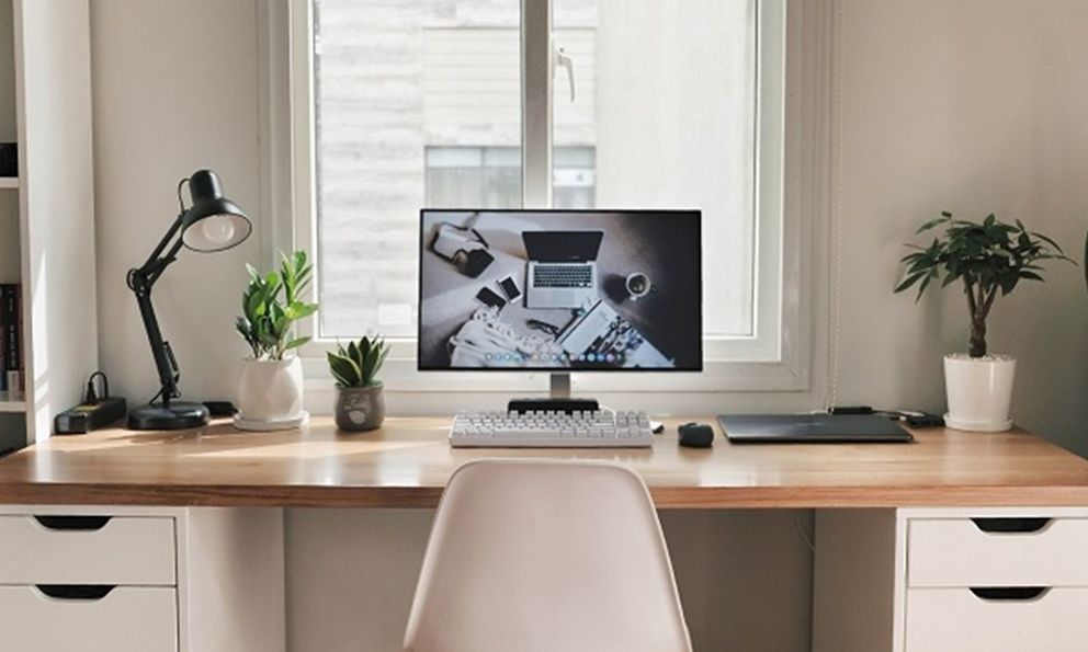 Sắm ngay loạt item này, giải cứu bàn làm việc bừa bộn thành góc sống ảo triệu like 