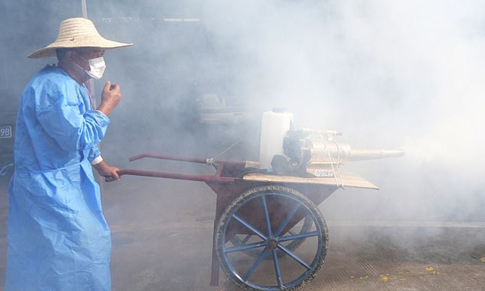 Trung Quốc khôi phục biện pháp thời Covid-19 để chống dịch Chikungunya, Mỹ khuyến cáo du khách 