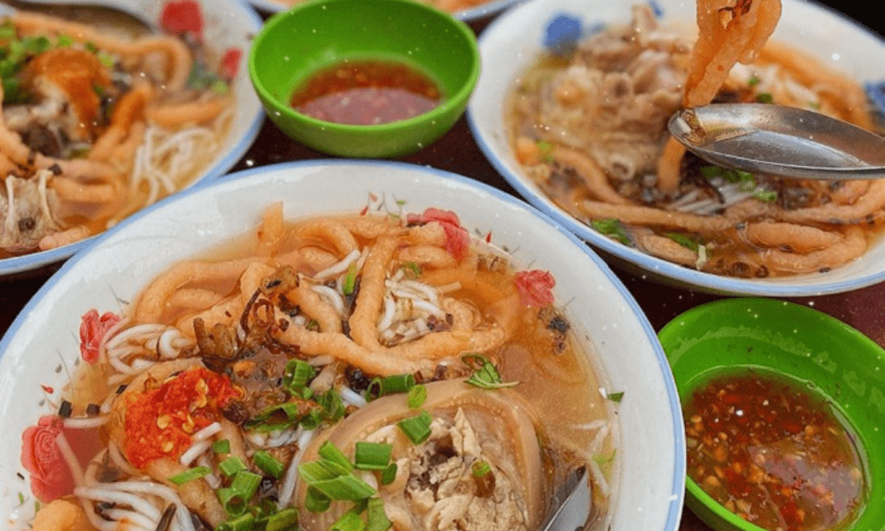 7 món bún miền Tây tên nghe 