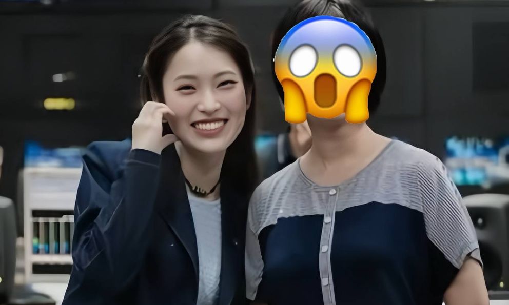 Khánh Vy chụp ảnh cùng 