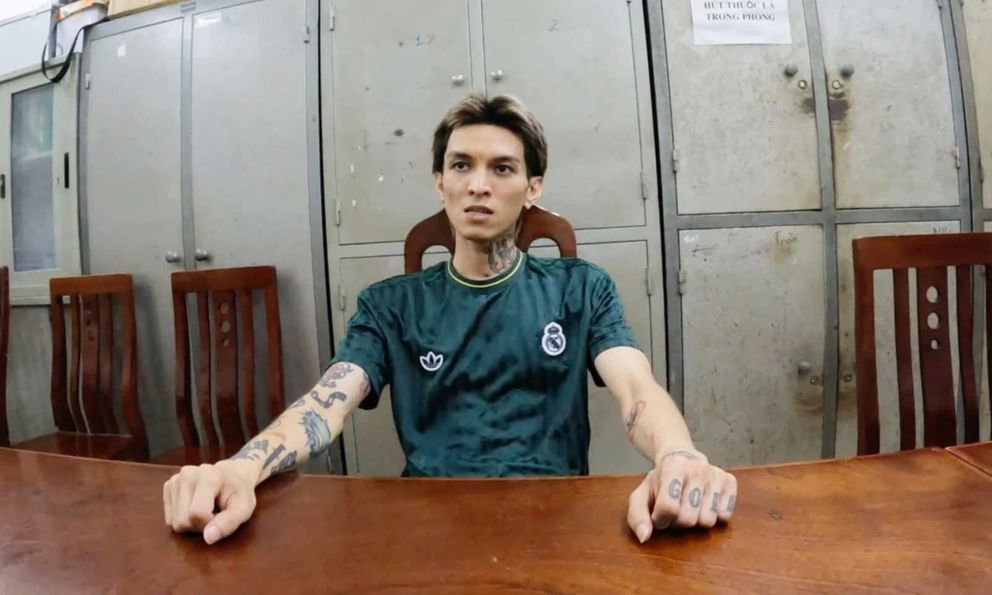 Rapper Bình ‘Gold’ bị khởi tố, bắt tạm giam 3 tháng 21 ngày