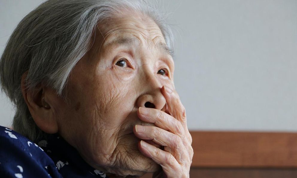 Tuổi già sợ nhất không phải cô đơn, mà là 3 kiểu lạnh nhạt này