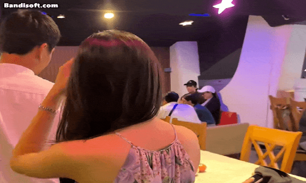 Cặp sao Việt bất ngờ đụng mặt hậu chia tay, nhà trai có 1 hành động khiến netizen tiếc muốn la làng