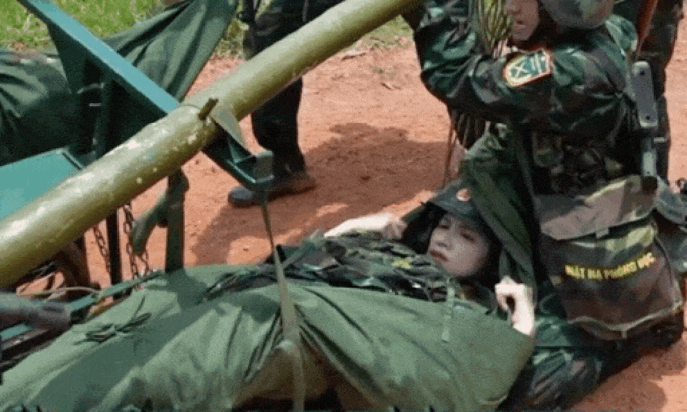 Hương Giang quá khổ!