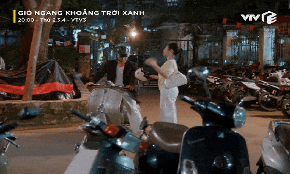 Sao nam đóng cùng lúc 2 phim Việt giờ vàng hot nhất hiện tại, đổi mỗi kiểu tóc mà nhìn như người khác