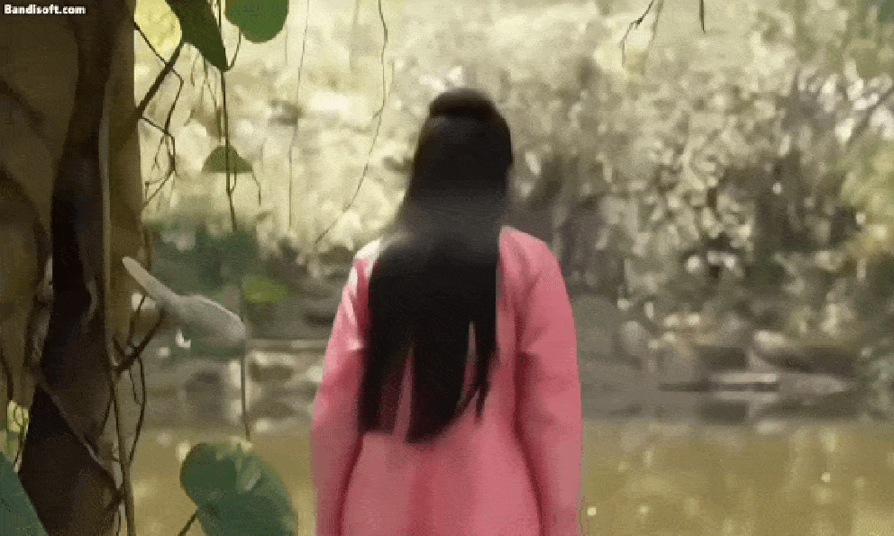 Việt Nam hiện tại không ai hợp đóng cổ trang hơn mỹ nhân này: Đẹp như tiên trên trời, đôi mắt biết nói độc nhất vô nhị