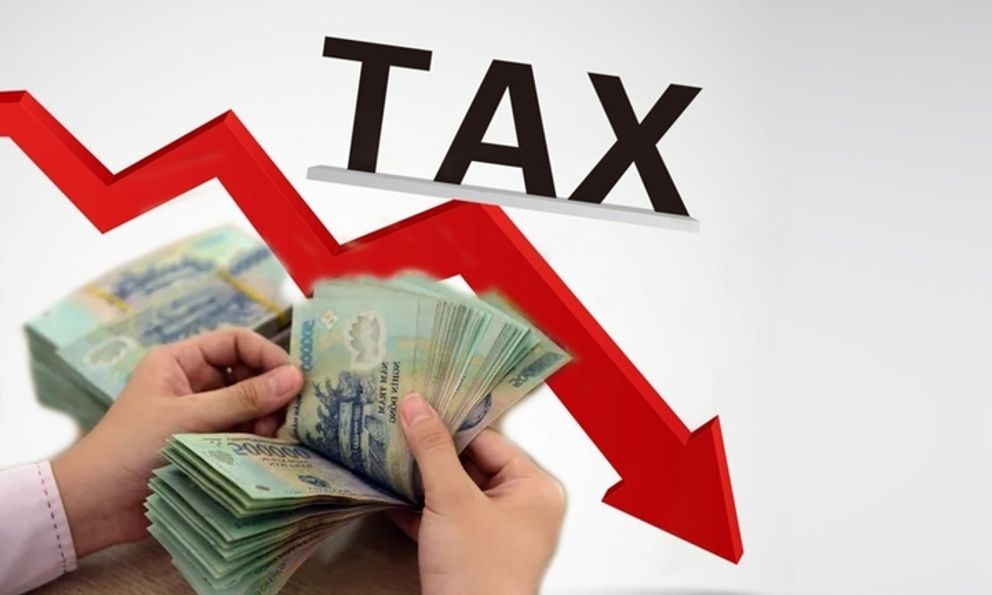 Thu nhập 100 triệu/tháng bị đánh thuế 35%: Cách tính thuế thực sự khiến nhiều người ngỡ ngàng