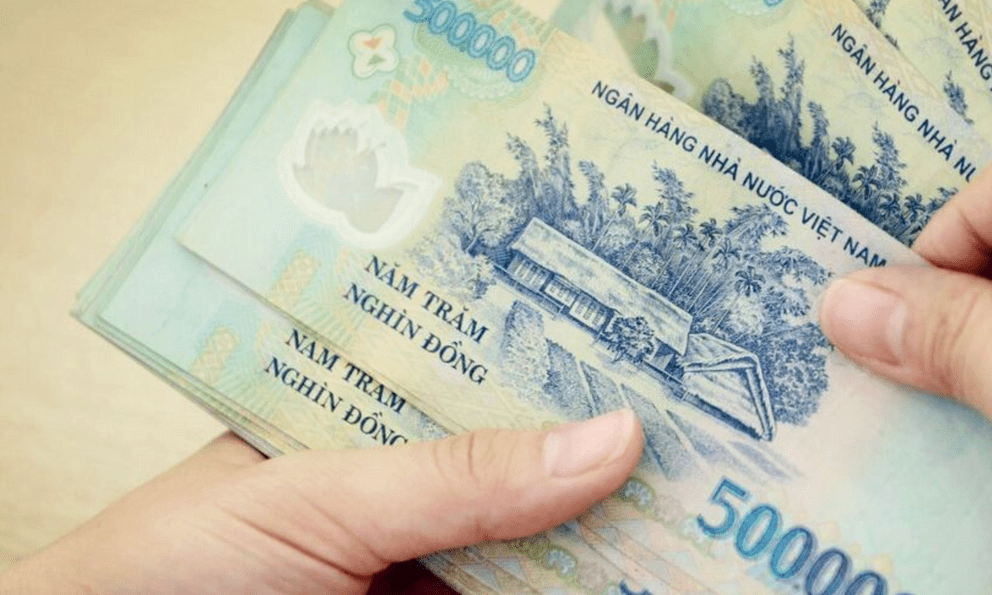 Nhận lương hai nơi, cẩn thận “vướng” thuế thu nhập cá nhân nếu không biết điều này