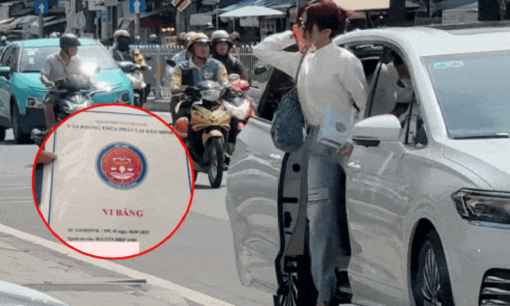 Clip: Diệp Lâm Anh có mặt tại cơ quan chức năng