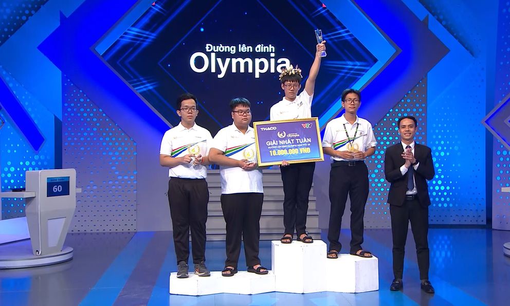 Nam sinh Quảng Trị lập kỷ lục điểm số, giành tấm vé cuối cùng vào trận thi tháng đâu tiên Olympia 26