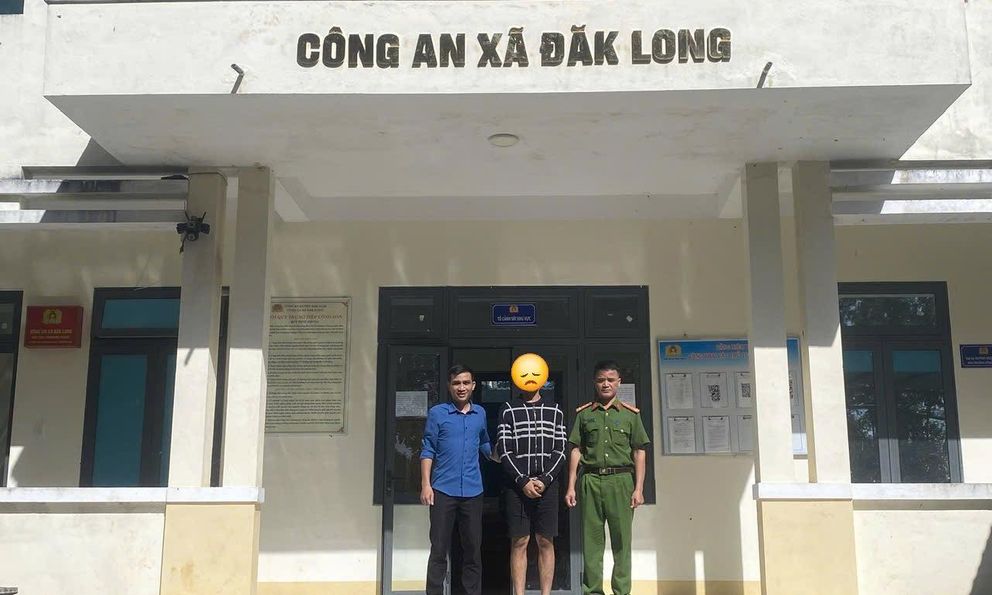 “Sao các anh tìm thấy em hay vậy? - Thanh niên sinh năm 2000 ngỡ ngàng thốt lên khi bị bắt