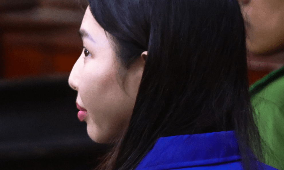 Thuỳ Tiên khai nhận 