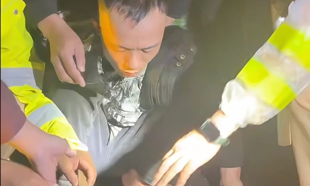 Bắt Nguyễn Thành Long sinh năm 1993 trên xe khách Bắc - Nam