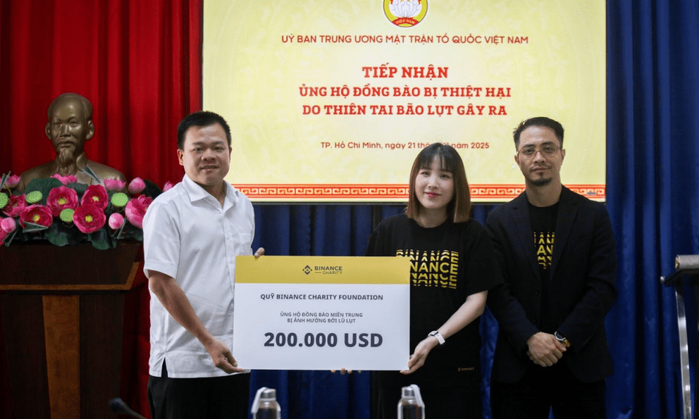 Binance Charity ủng hộ đồng bào lũ lụt miền Trung 5 tỷ đồng